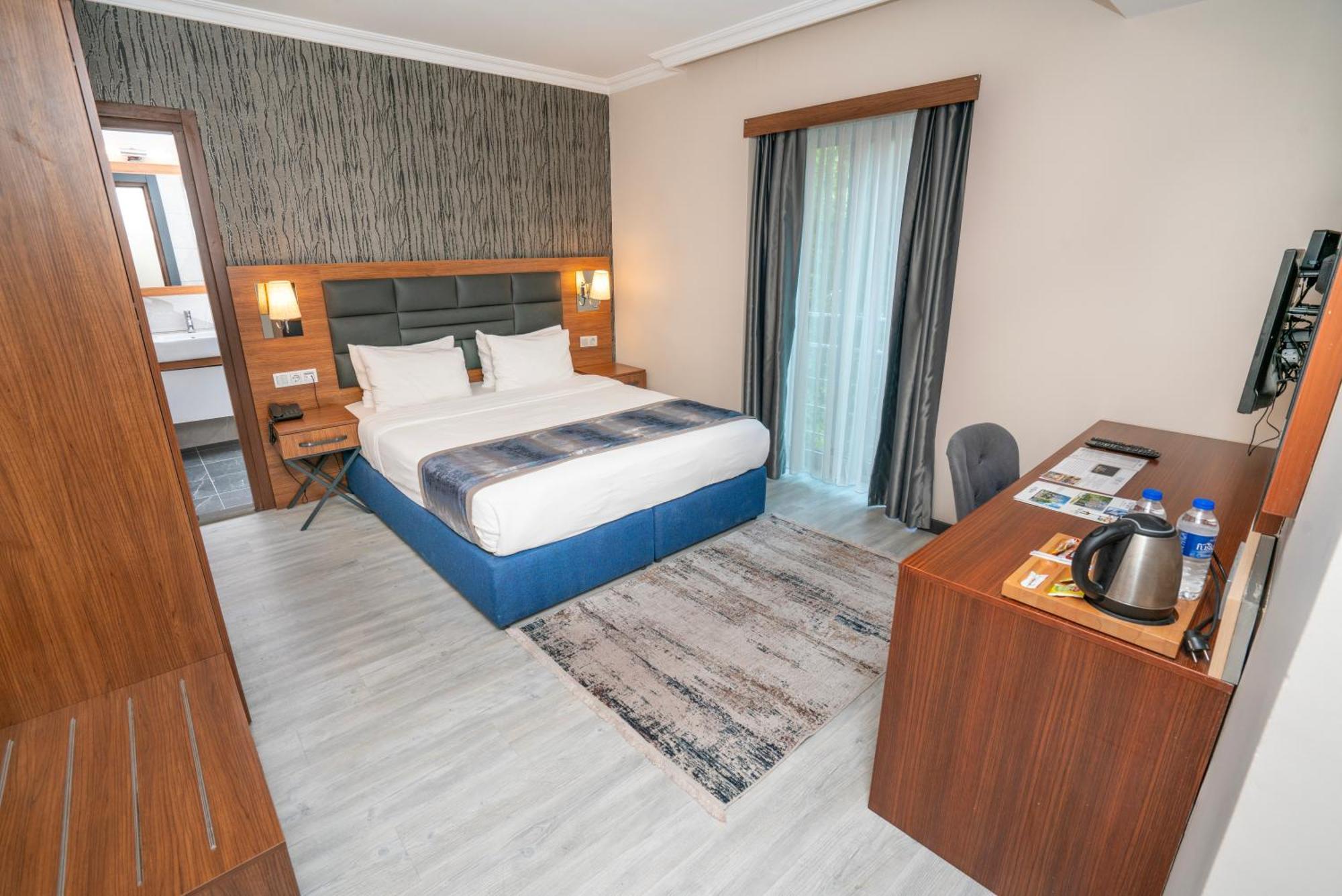 The Bostanci Otel Стамбул Экстерьер фото